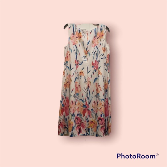 Evan-Picone Black Label Floral Watercolor Sleeveless A-line Dress. - Picture 6 of 6